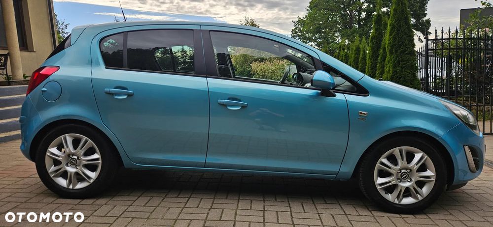 Opel Corsa 1.4 16V Satellite - 10