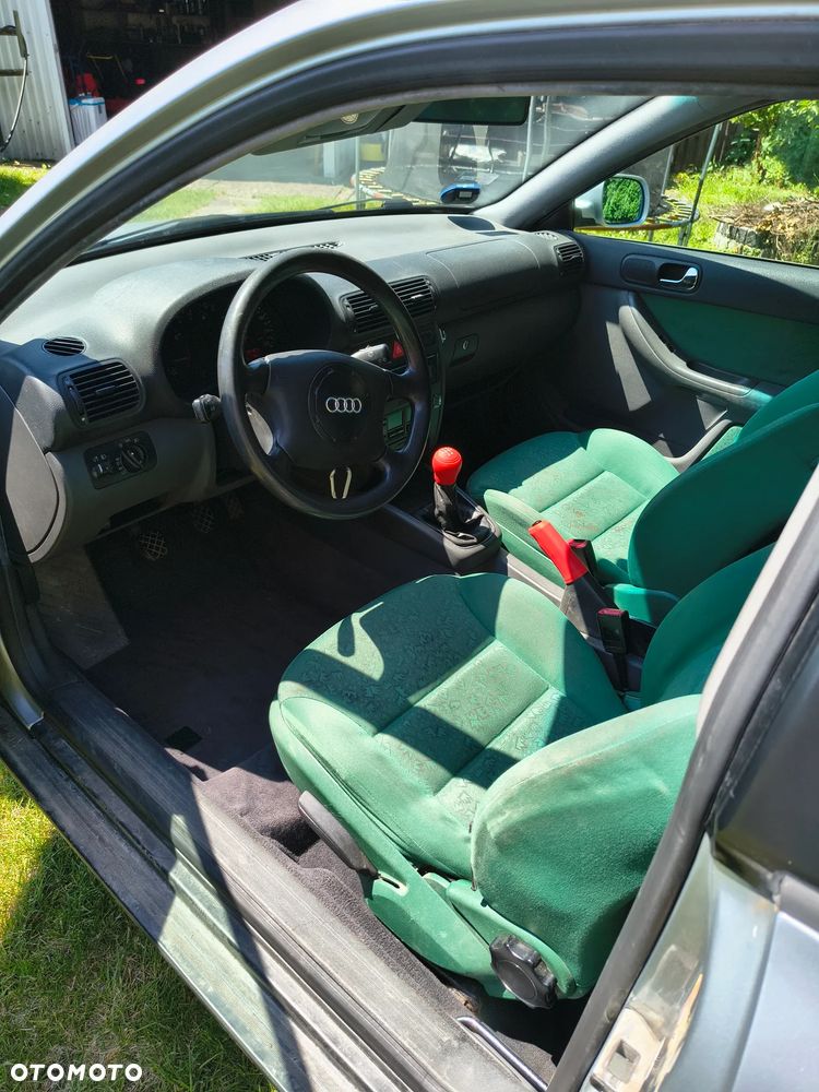 Audi A3 3-drzwiowe 1.6 Ambiente - 8