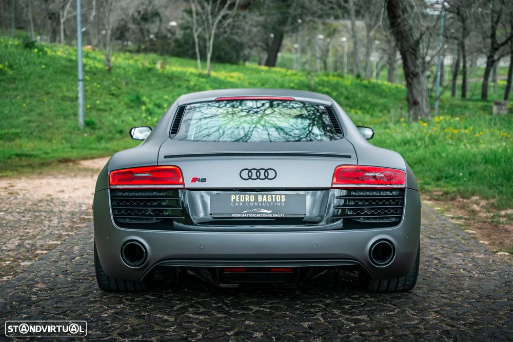 Audi R8 Coupé 5.2 FSI quattro S tronic - 13
