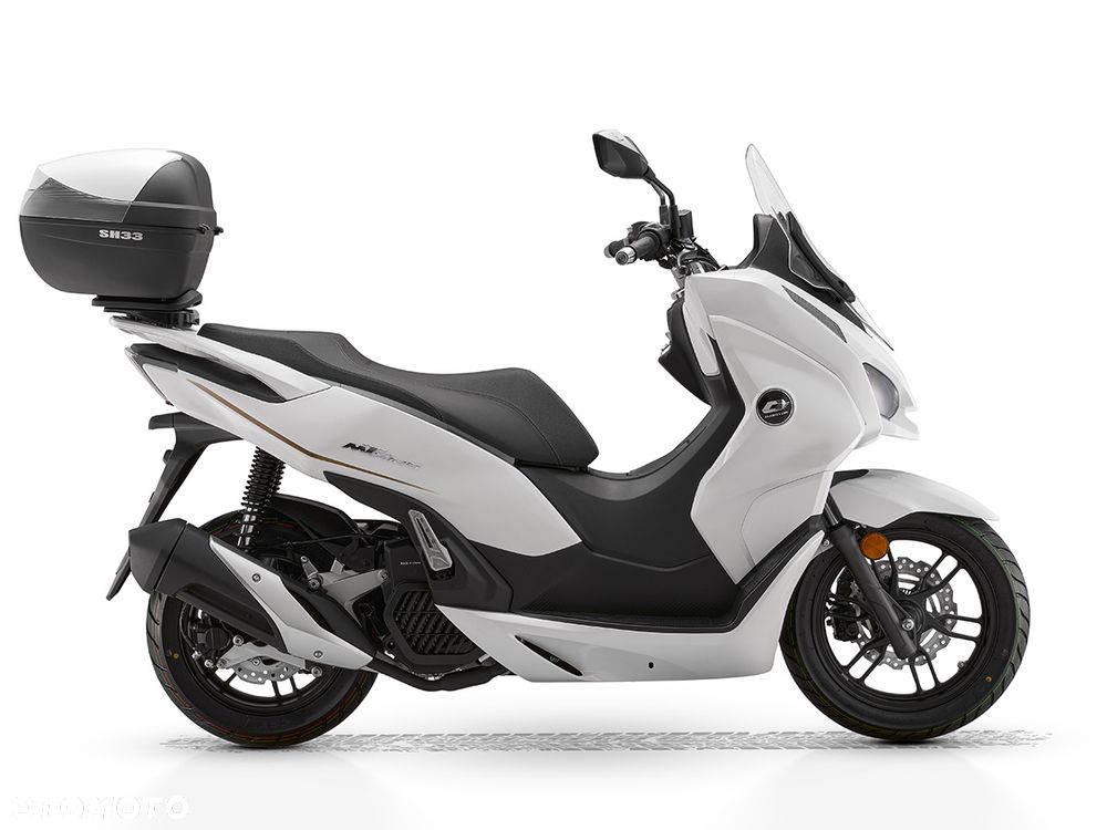QJMOTOR MTX 125 - 1