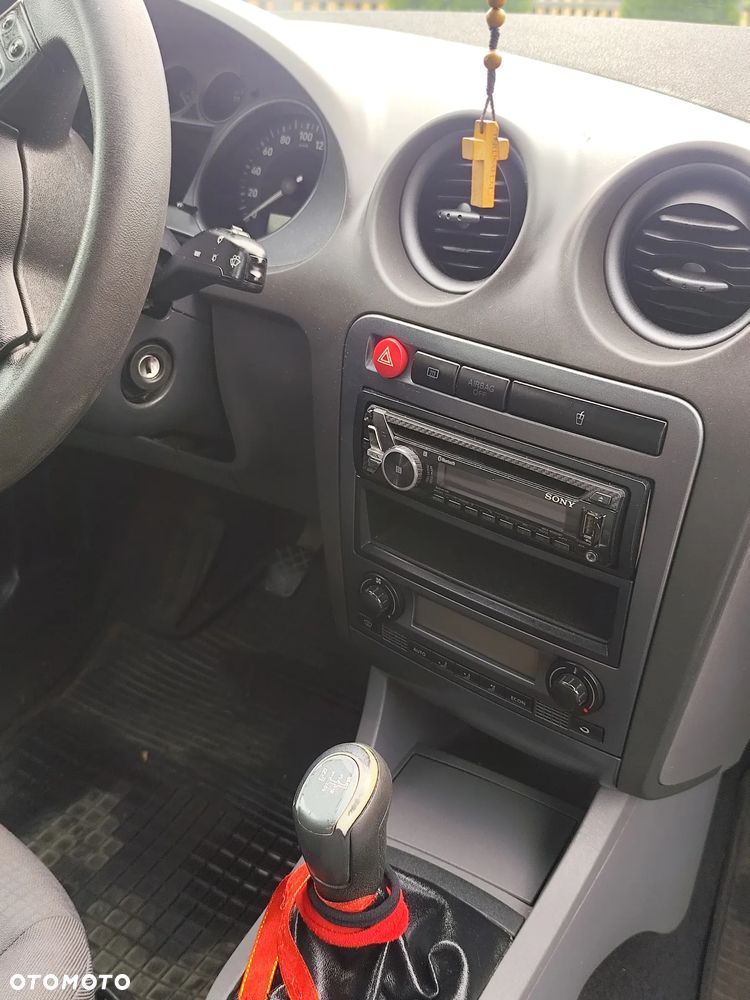 Seat Ibiza 1.2 12V Stylance - 11