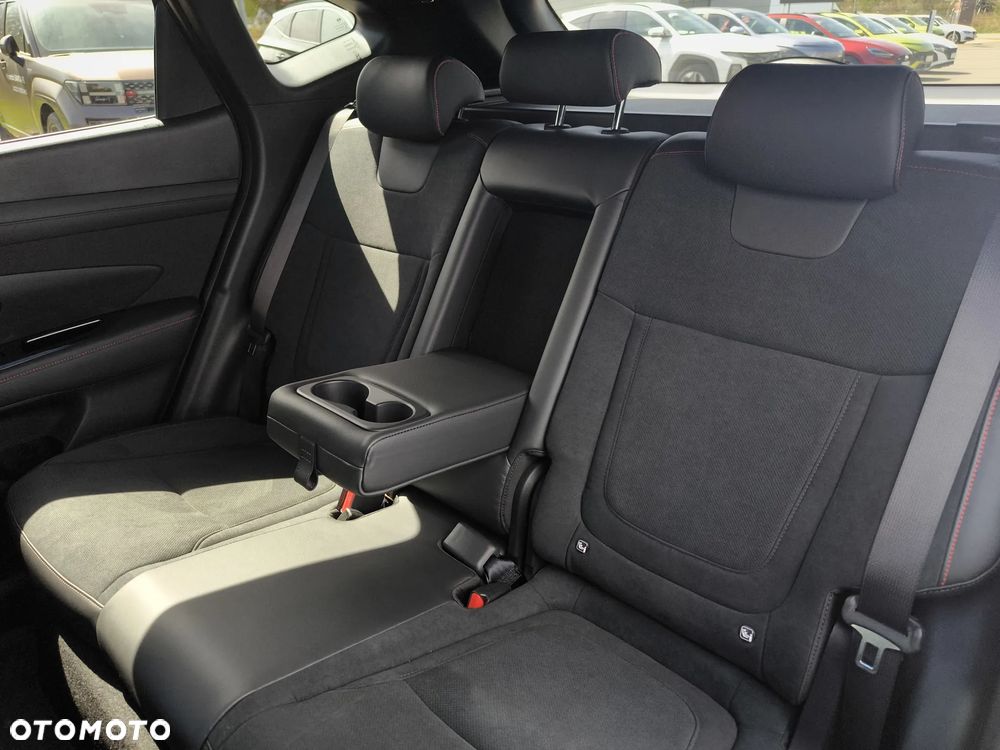 Hyundai Tucson 1.6 T-GDi N-Line 2WD DCT - 16