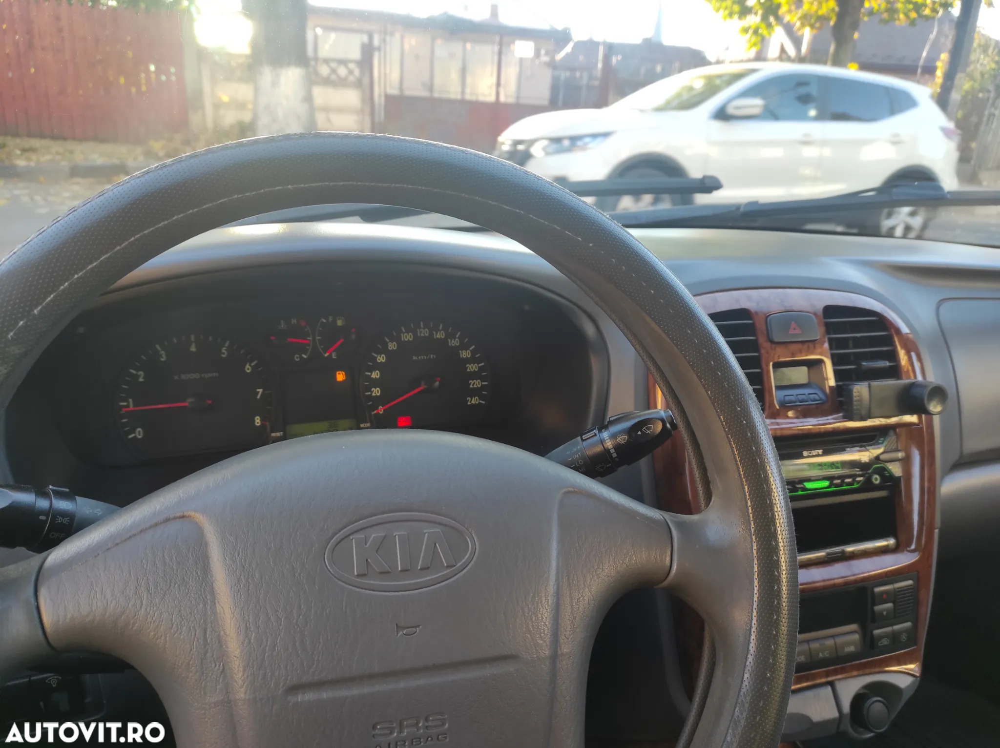 Kia Magentis 2.0 LX - 5