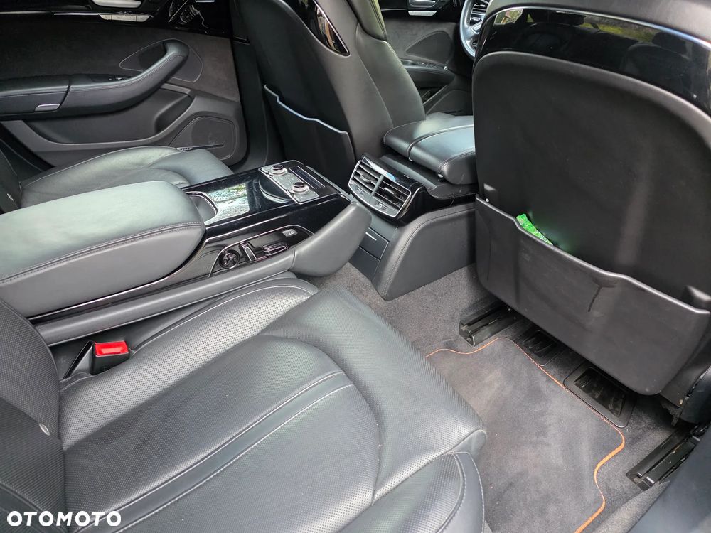 Audi A8 4.2 TDI DPF quattro tiptronic - 28