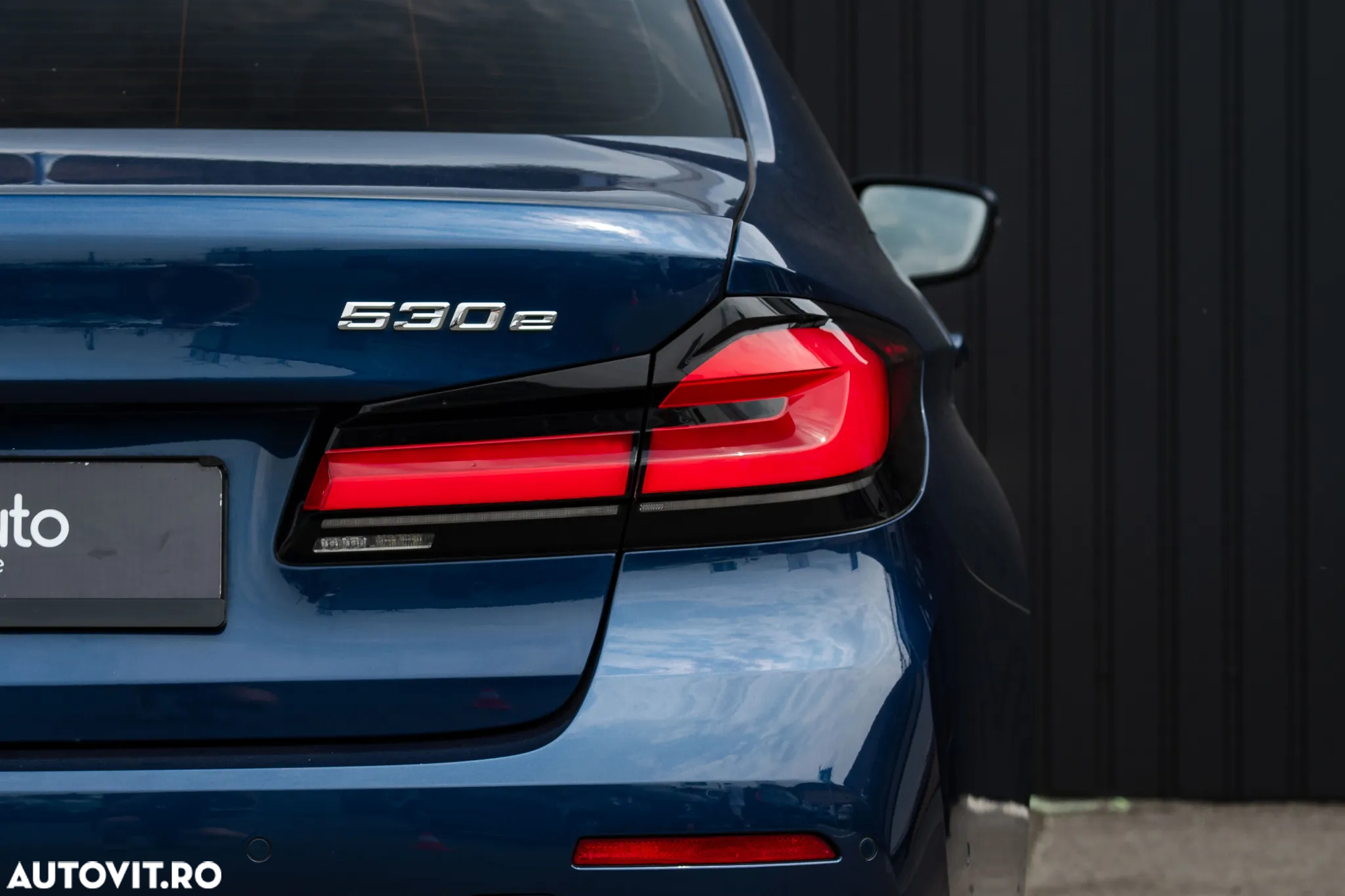 BMW Seria 5 530e Aut. Luxury Line - 15