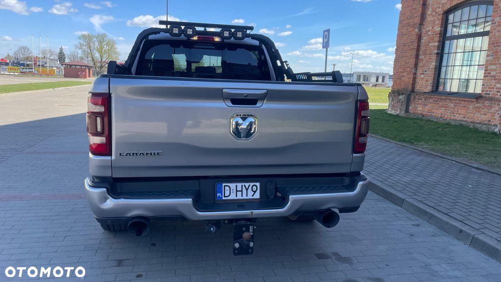 RAM 1500 5.7 Crew Cab Laramie - 2