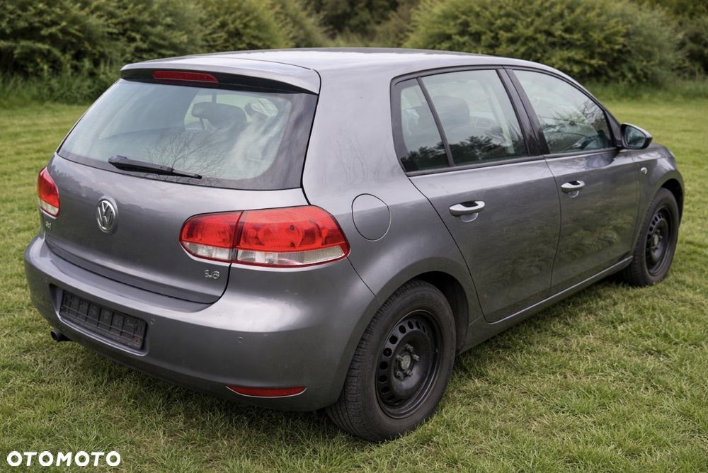 Volkswagen Golf - 3