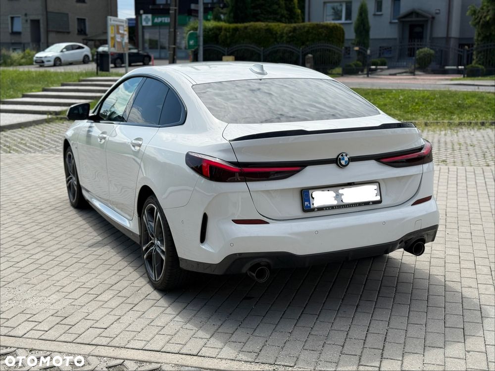 BMW Seria 2 218d - 4