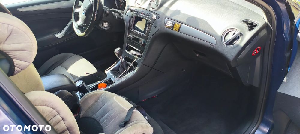 Ford Mondeo - 17