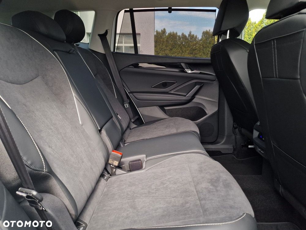Volkswagen Tayron 2.0 TDI SCR Elegance DSG - 18