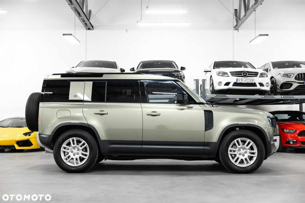 Land Rover Defender - 6