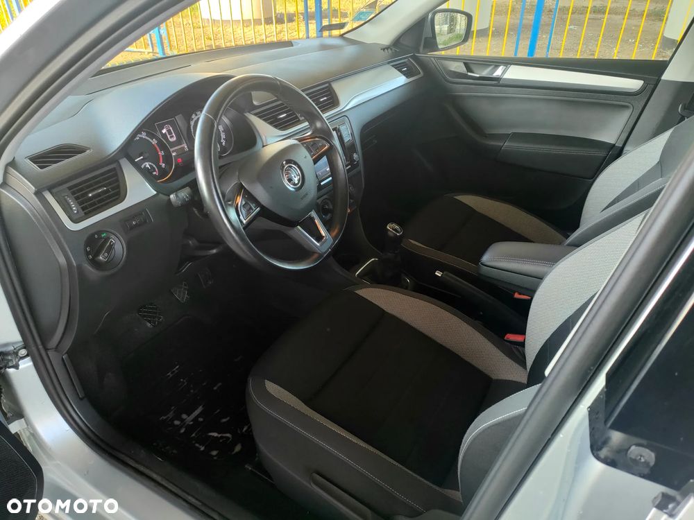 Skoda RAPID Spb 1.0 TSI Ambition - 6