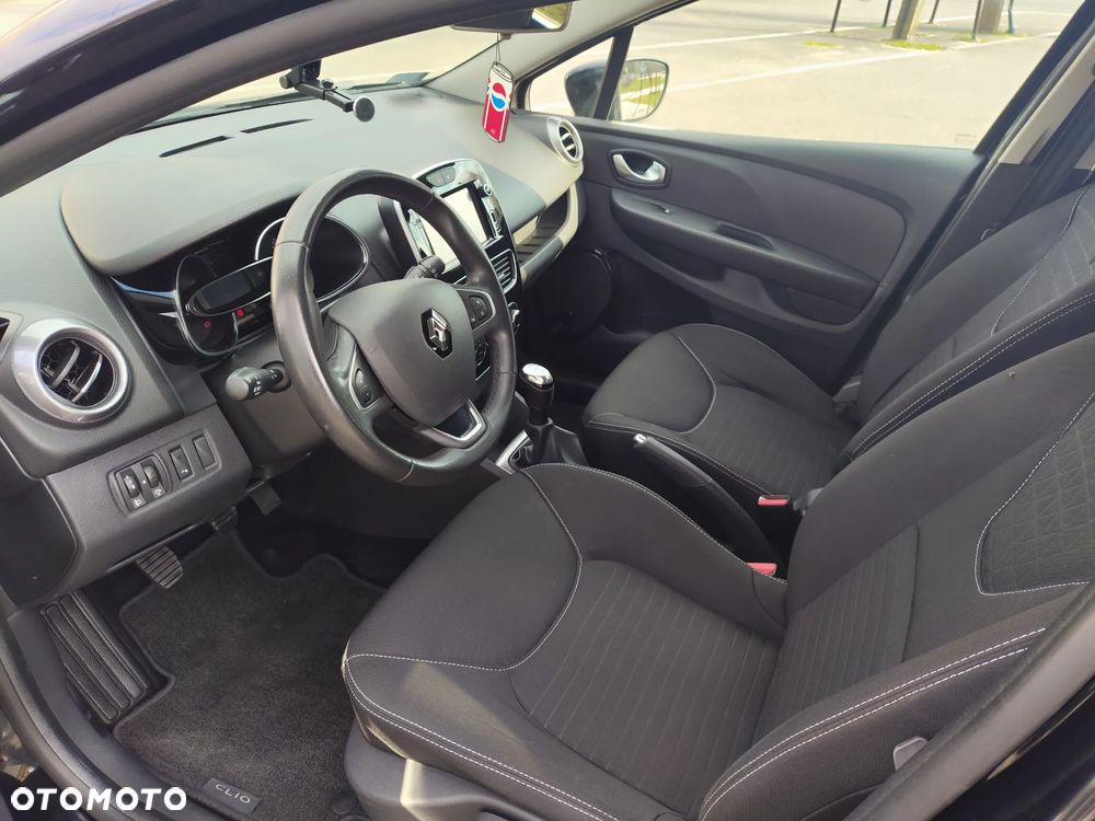 Renault Clio 1.2 16V 75 LIMITED - 7