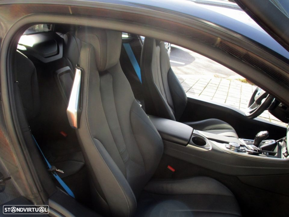 BMW i8 Standard - 16