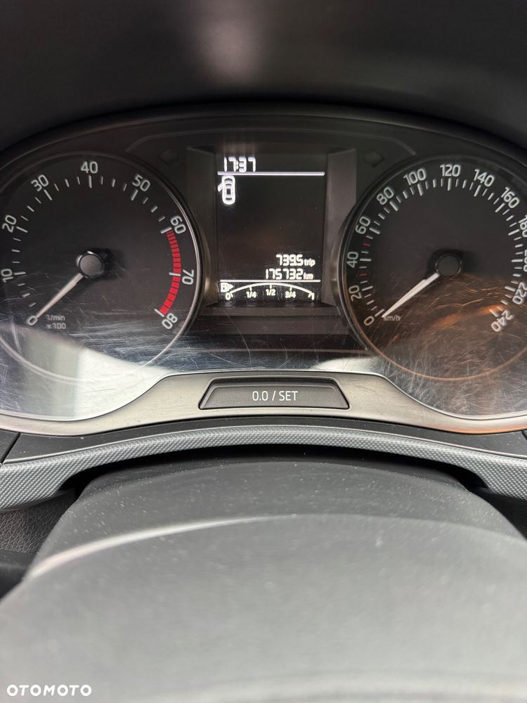 Skoda Fabia 1.0 Active - 9