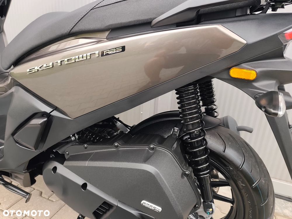 Kymco Skytown - 7
