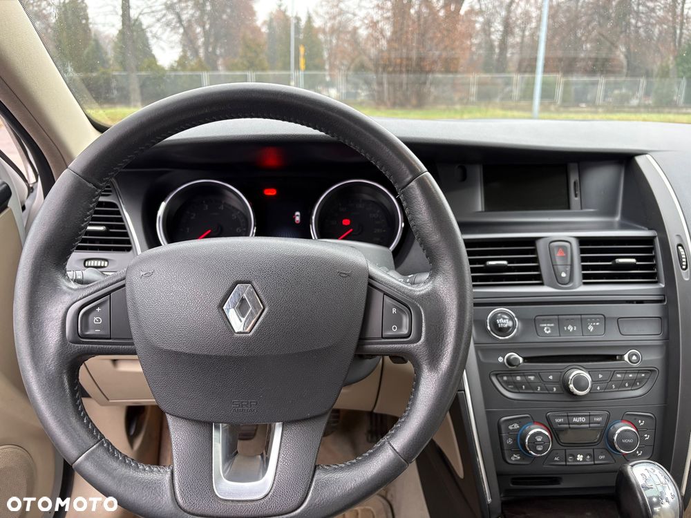 Renault Latitude - 9