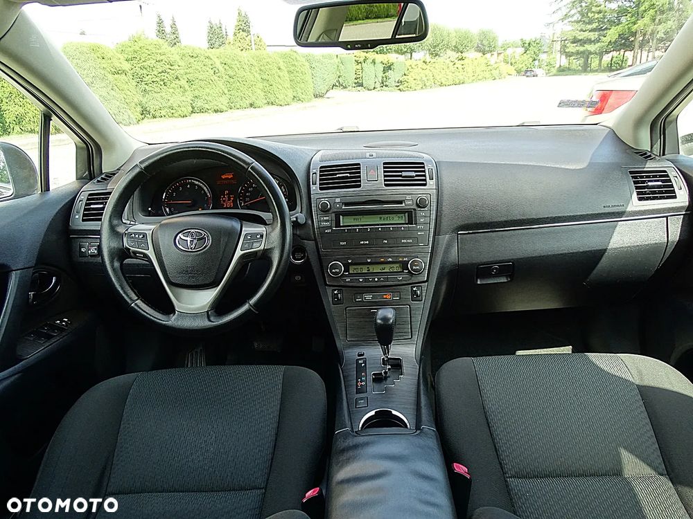 Toyota Avensis 1.8 Premium EU5 MS - 8