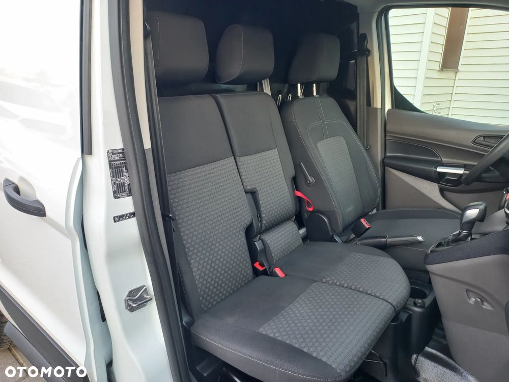 Ford Transit Connect - 16