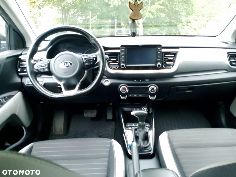 Kia Stonic - 11
