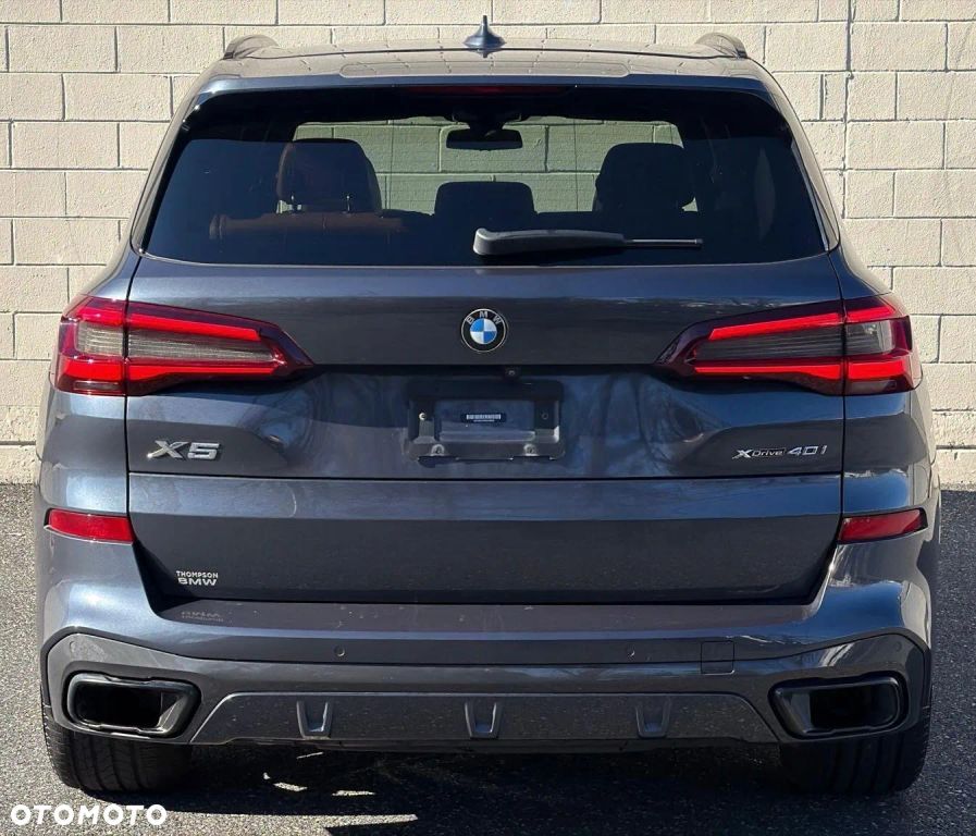 BMW X5 xDrive35i - 19
