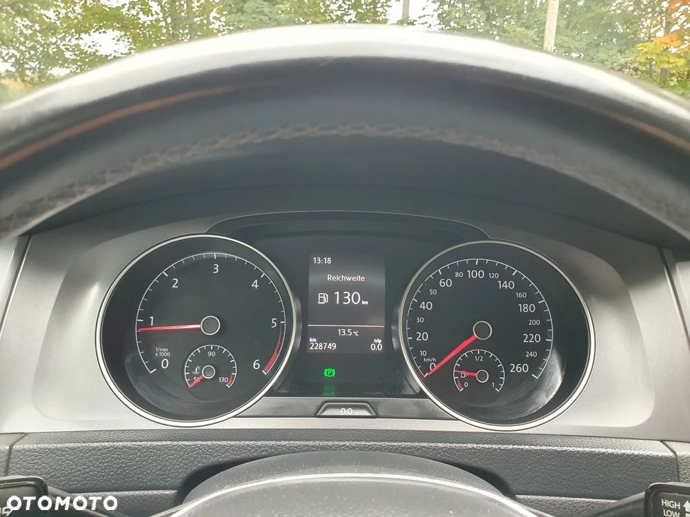 Volkswagen Golf 2.0 TDI BlueMotion Technology Lounge - 15