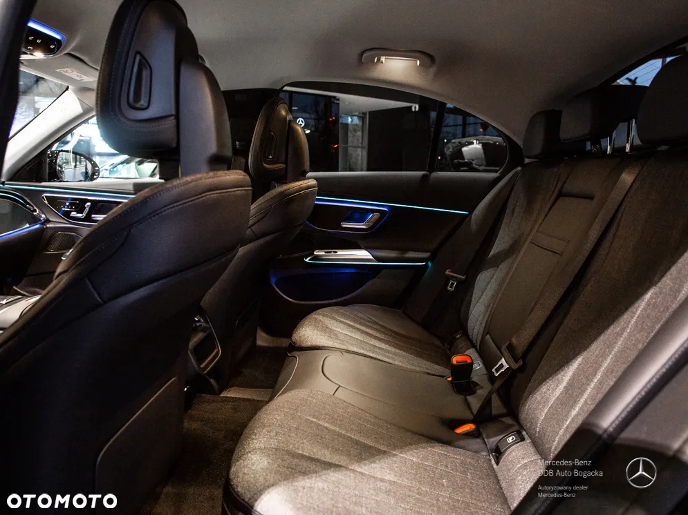 Mercedes-Benz Klasa E 220 d 4-Matic Avantgarde - 3