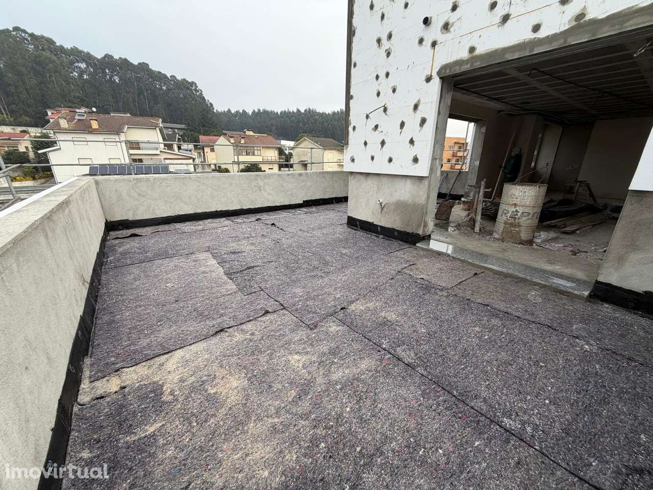 T2, Novo, Último Piso, Recuado Terraço Alfena Central - Grande imagem: 3/19