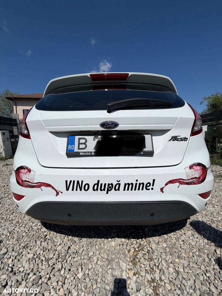 Ford Fiesta 1.5 TDCi Titanium - 10