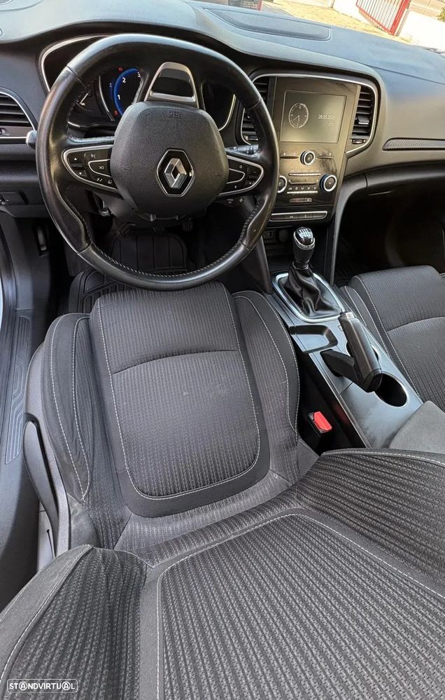 Renault Mégane Sport Tourer 1.5 dCi Dynamique - 9
