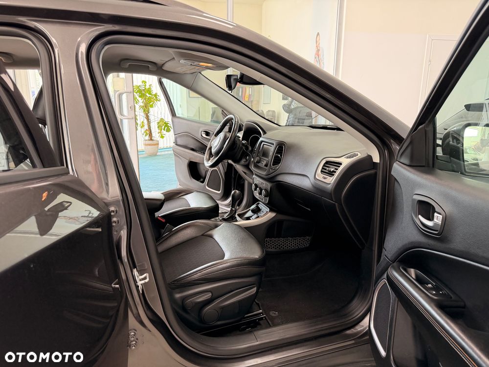 Jeep Compass 2.4I 4x4 CVT Limited - 31