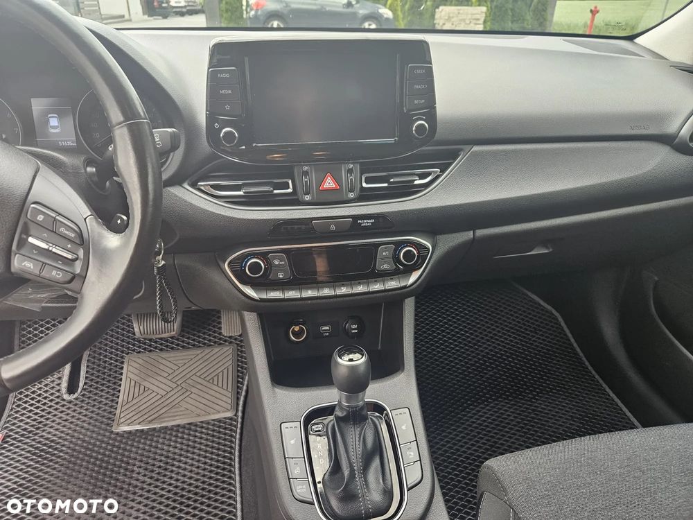 Hyundai i30 1.0 T-GDI Modern DCT - 16