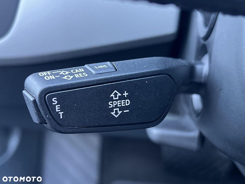 Audi A4 Limousine - 15