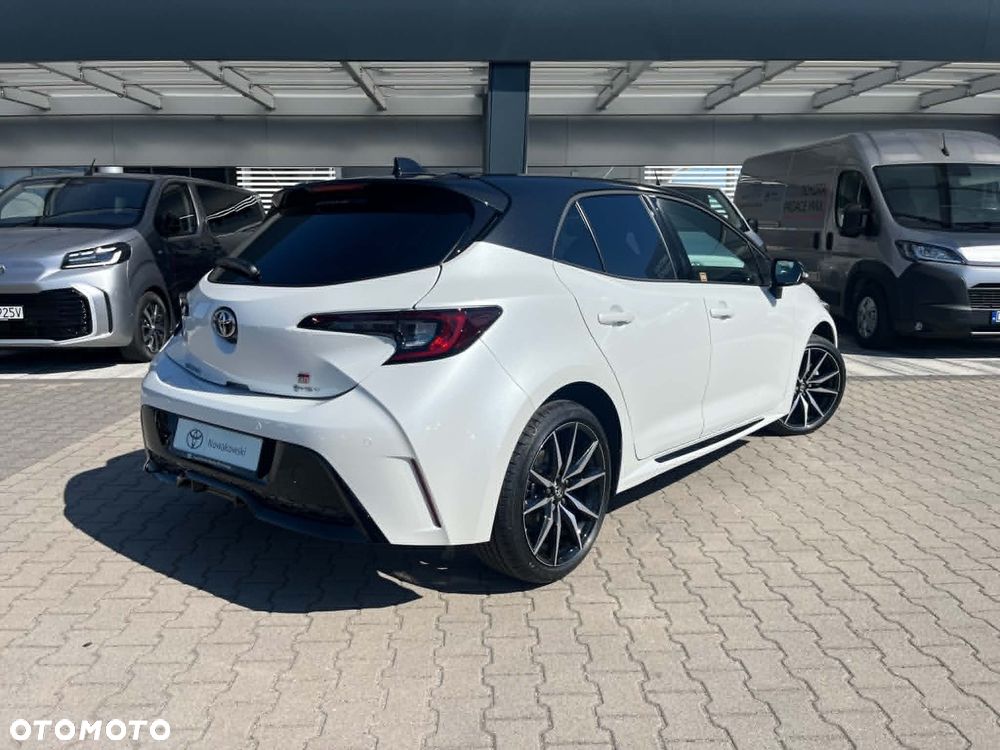 Toyota Corolla 1.8 Hybrid GR Sport - 6
