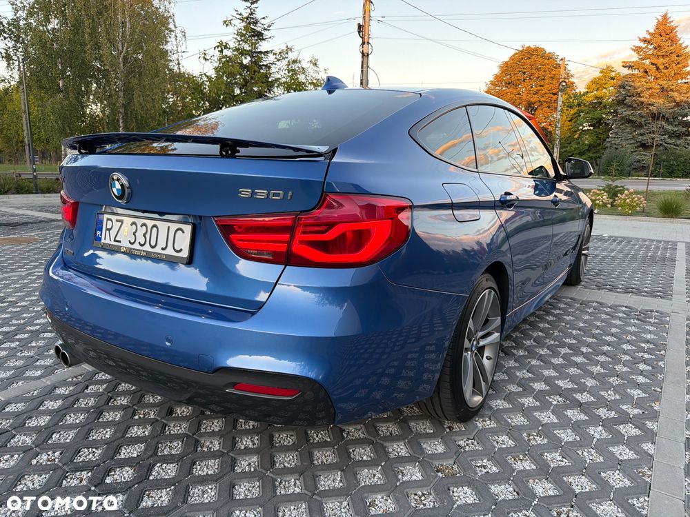 BMW 3GT 330i xDrive M Sport - 6