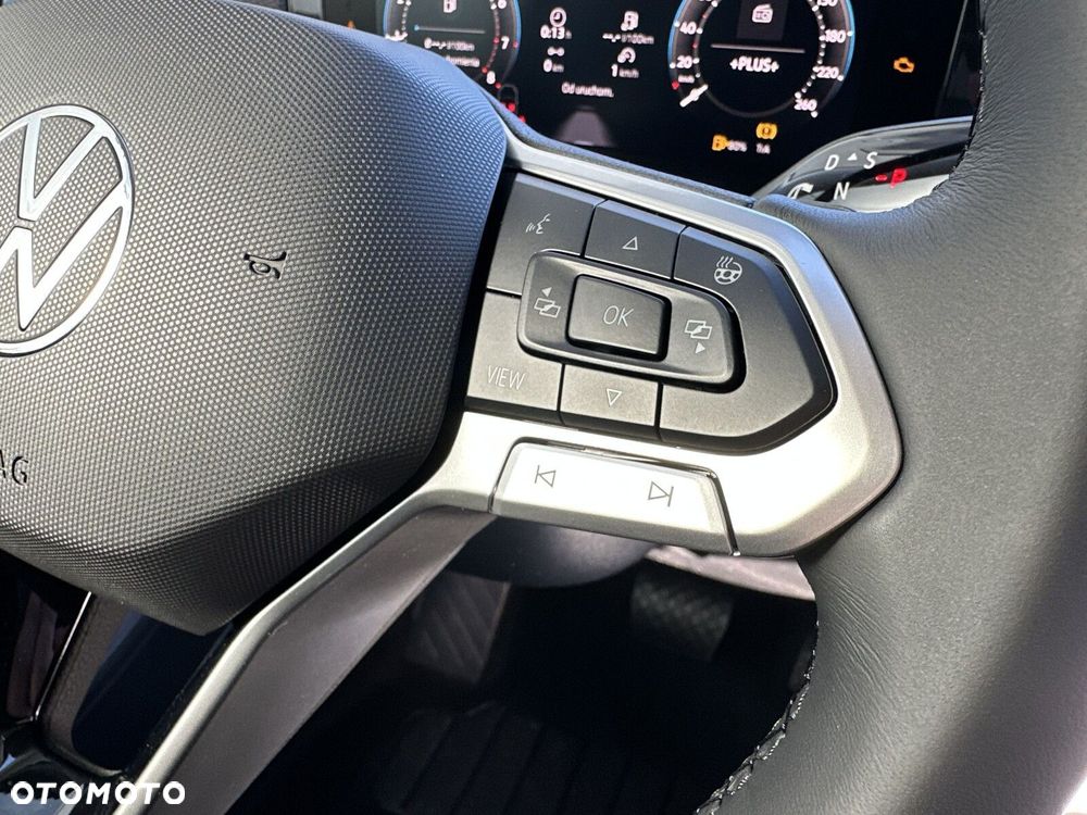 Volkswagen T-Roc - 22