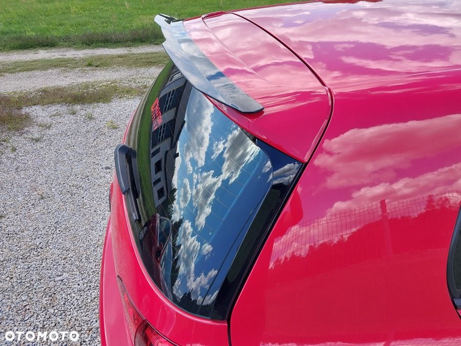 Volkswagen Golf 2.0 GTI - 11