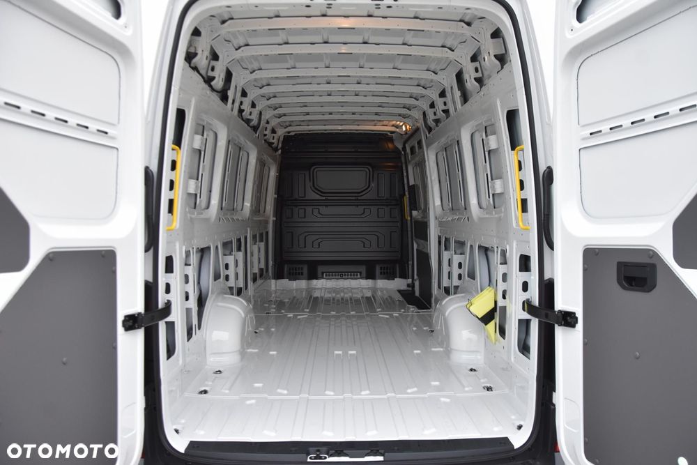Volkswagen Crafter - 8