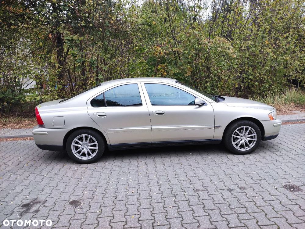 Volvo S60 2.4 D - 3