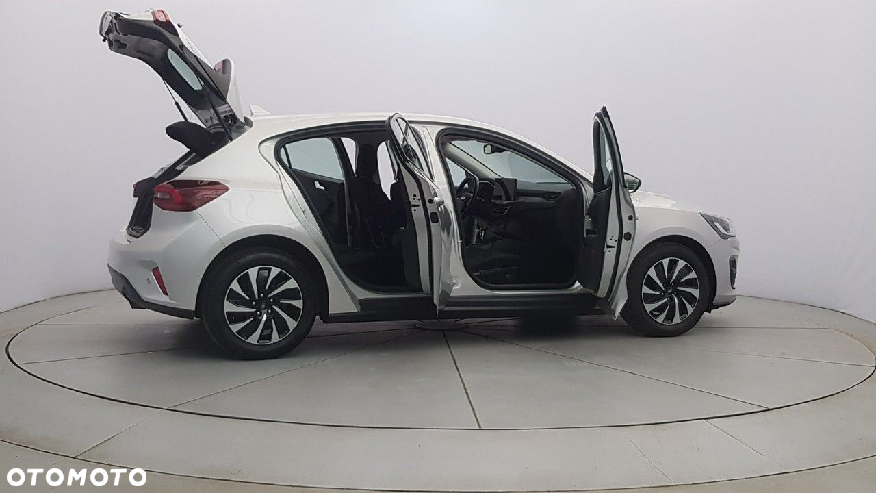 Ford Focus - 12