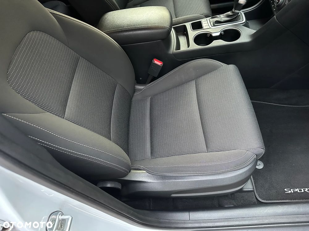 Kia Sportage 1.7 CRDI 2WD ISG Dream-Team Edition - 25