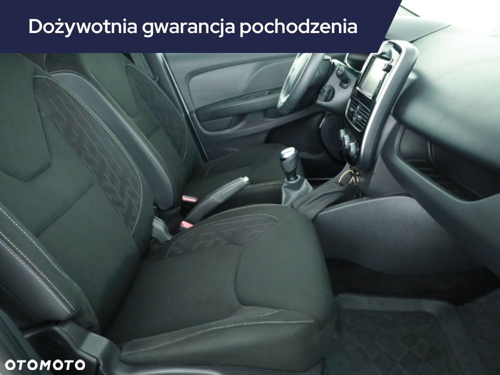 Renault Clio - 9