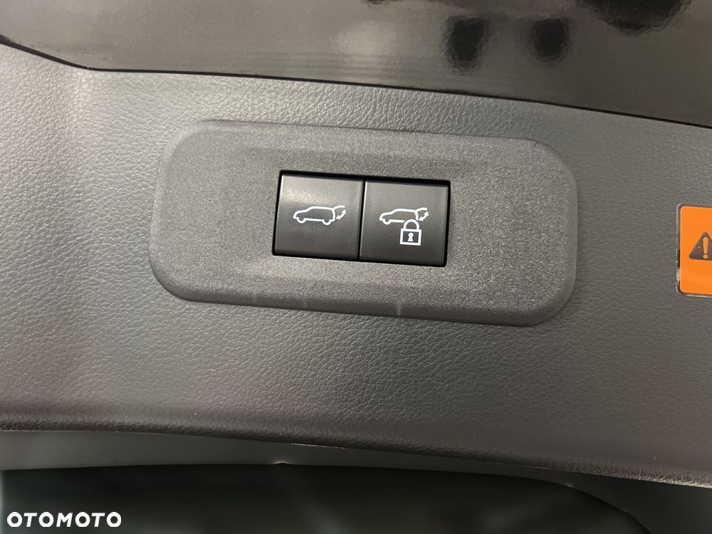 Lexus NX - 39