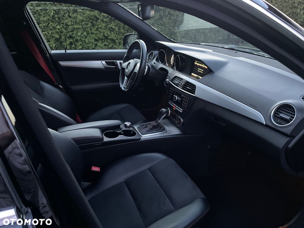 Mercedes-Benz Klasa C - 24