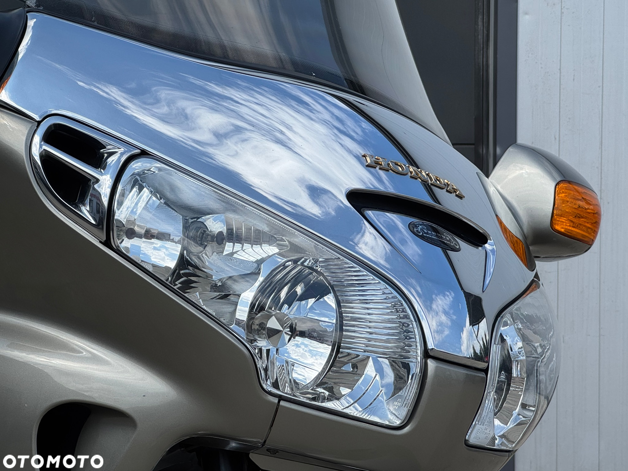 Honda GL - 7
