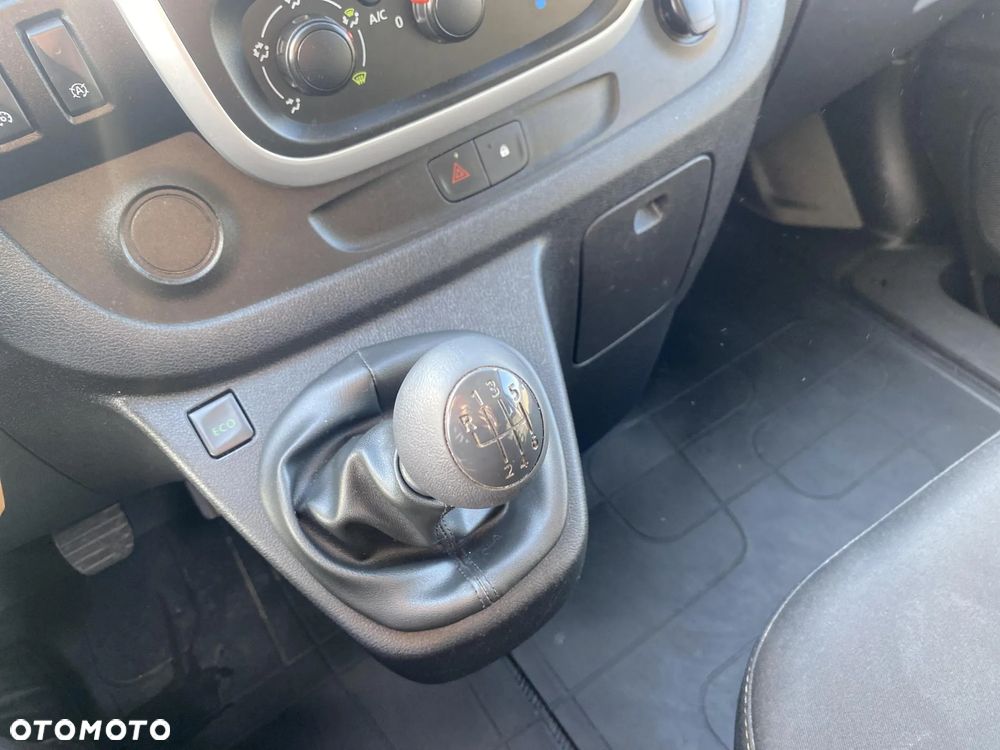 Renault Trafic Grand SpaceClass 1.6 dCi - 15