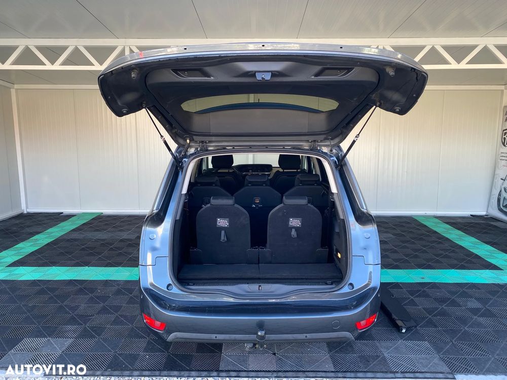 Citroën C4 Picasso - 11