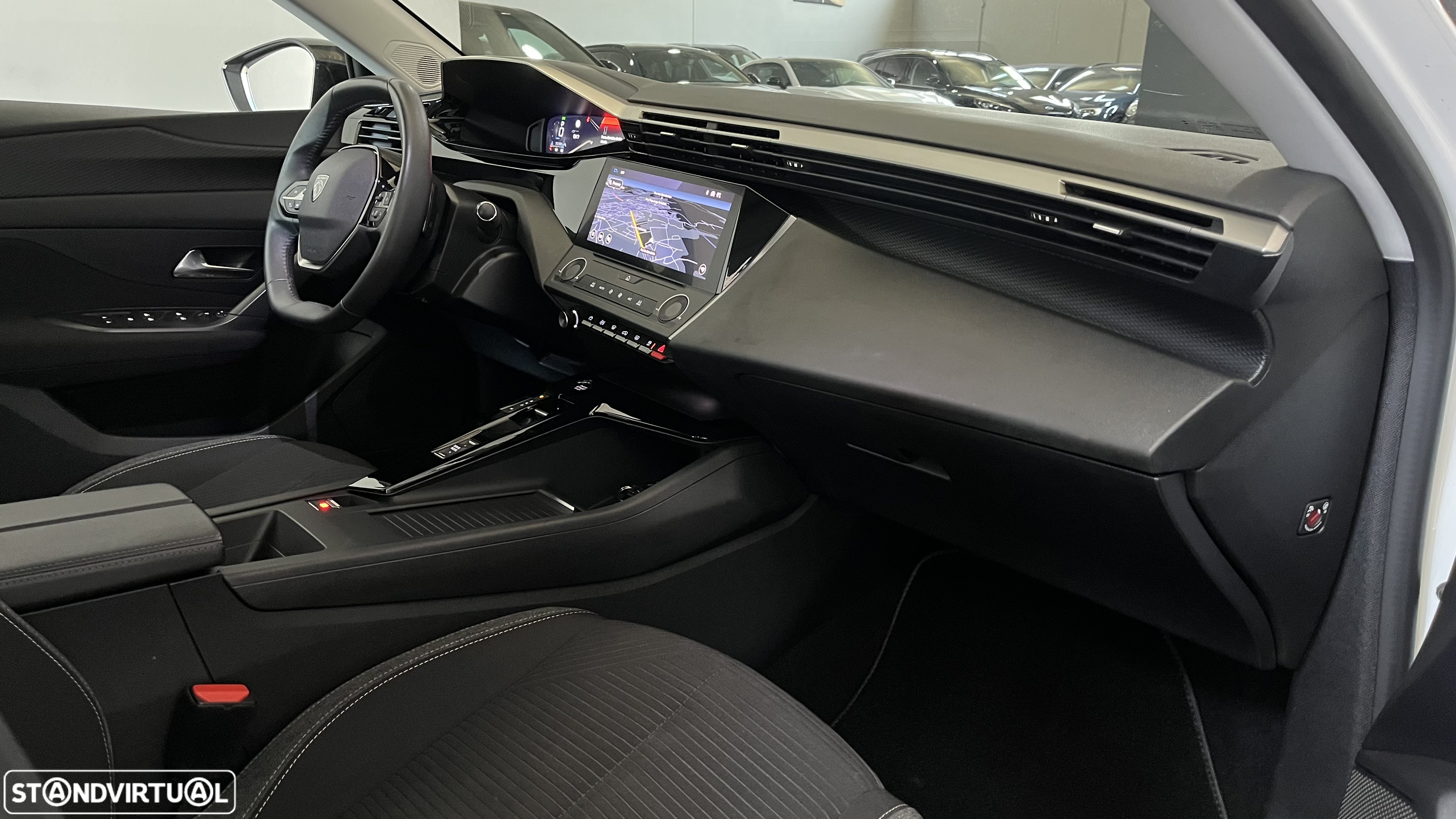 Peugeot 308 1.5 BlueHDi Active Pack EAT8 - 8