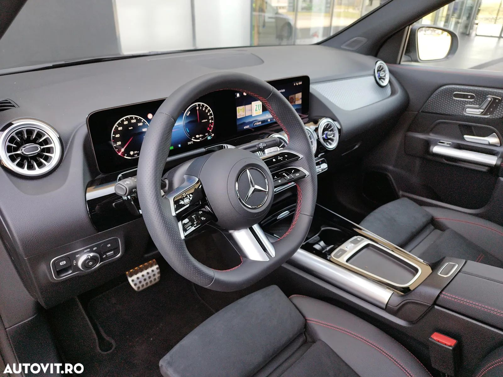 Mercedes-Benz GLA - 39