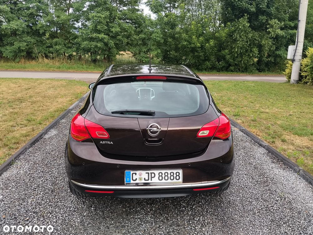 Opel Astra 1.4 T Cosmo - 12